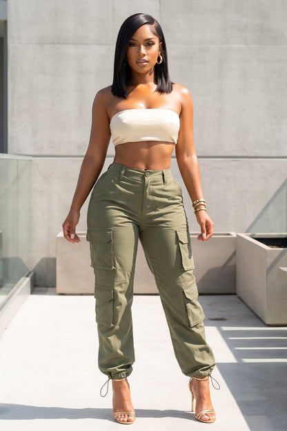 High Rise Straight Leg Cargo Pant With String Stopper